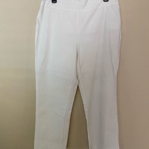 Chico's Plus White Ankle Cropped Pants - Picture 1 of 4